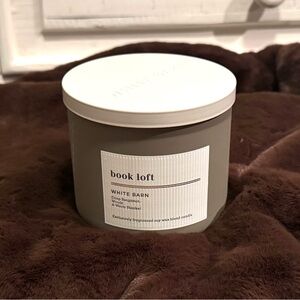 NEW Bath & Body 3-wick Candle- Book Loft